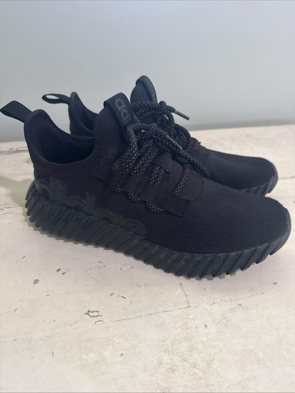 Adidas Kaptir 3.0 All-Black Mens Athletic Shoes - Sz. 9